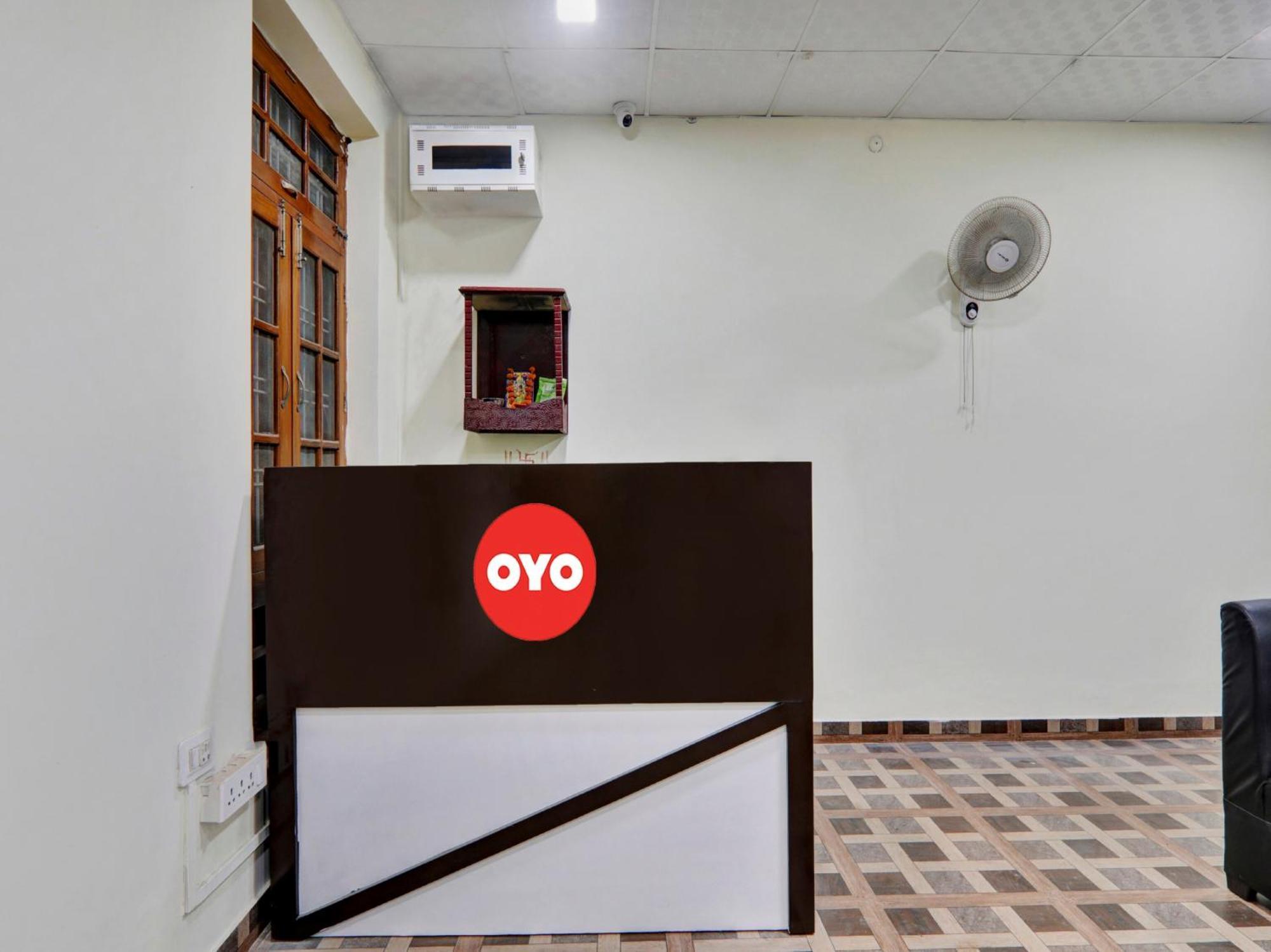 Bhauli Hotel O Aradhya Galaxy מראה חיצוני תמונה
