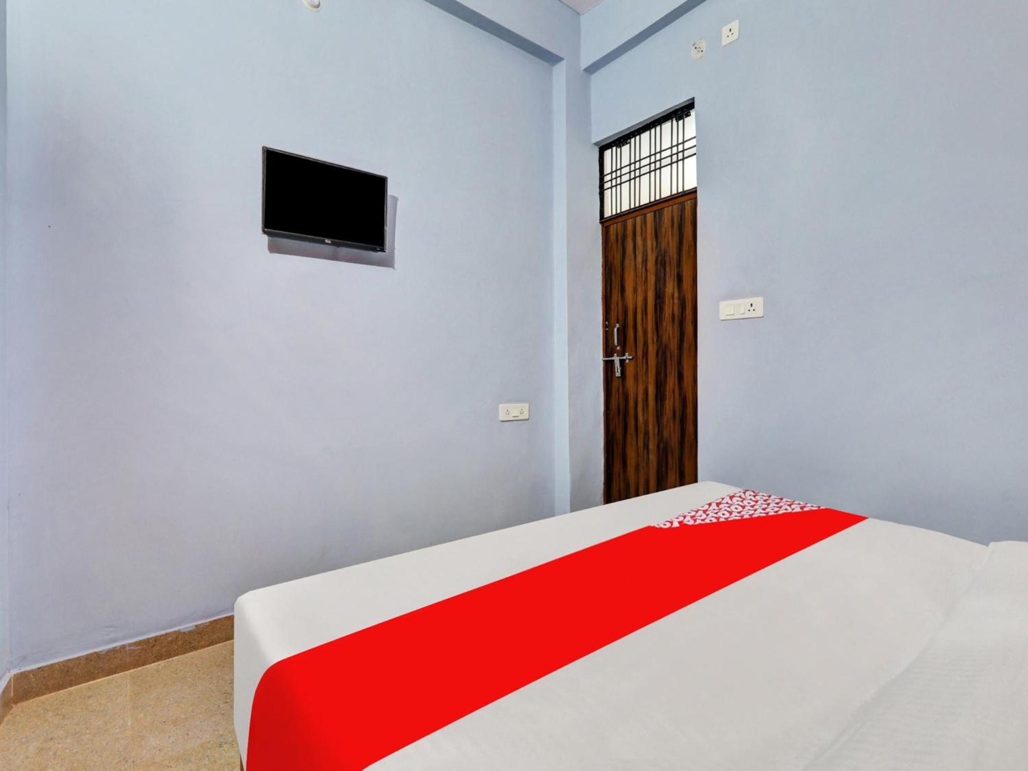 Bhauli Hotel O Aradhya Galaxy מראה חיצוני תמונה
