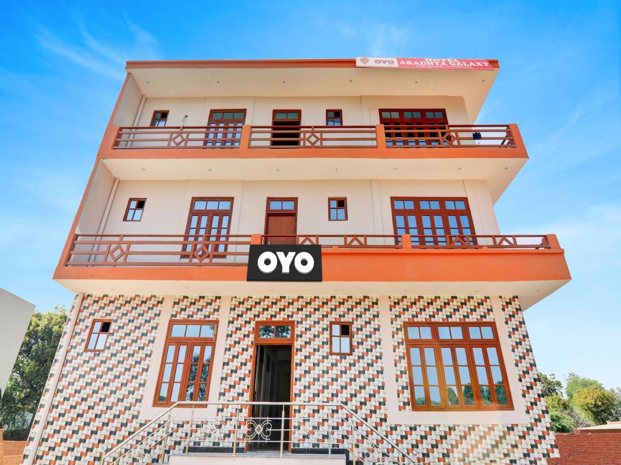 Bhauli Hotel O Aradhya Galaxy מראה חיצוני תמונה