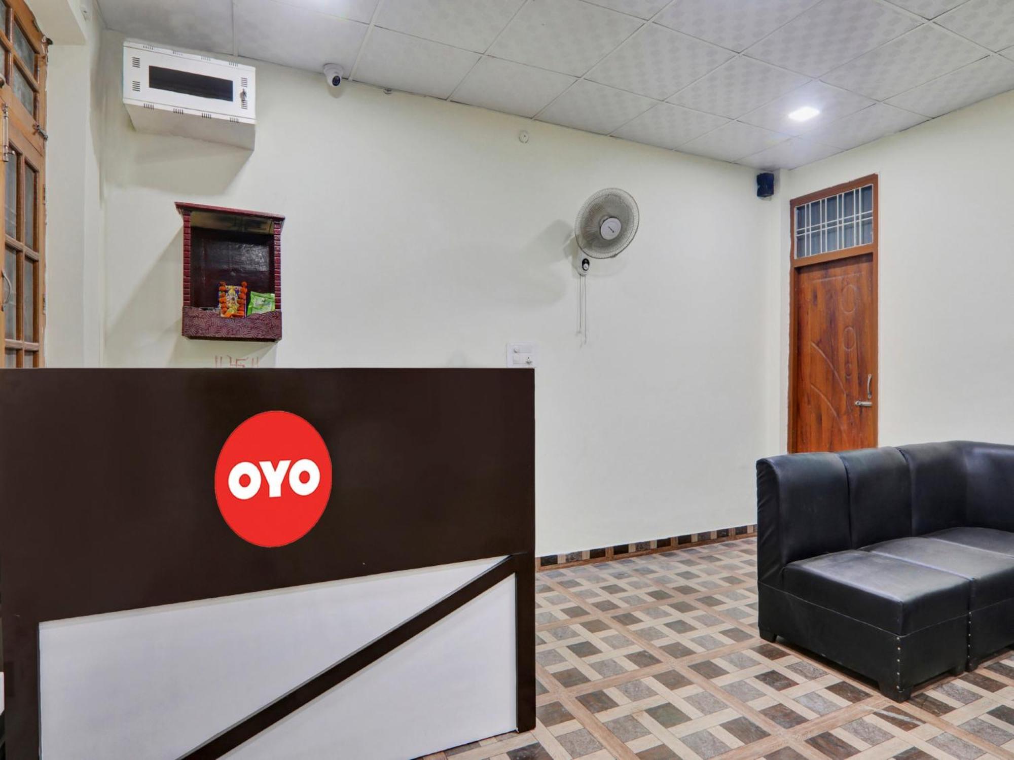 Bhauli Hotel O Aradhya Galaxy מראה חיצוני תמונה